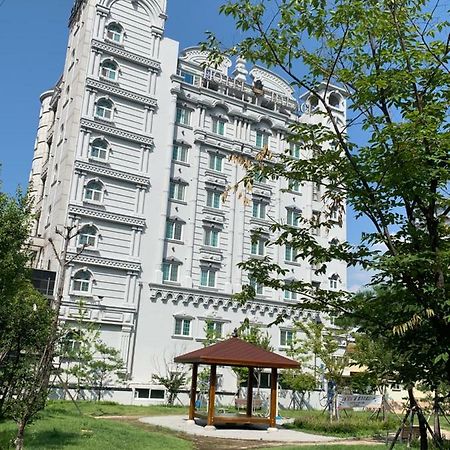 Hotel Palace Πόχανγκ Εξωτερικό φωτογραφία