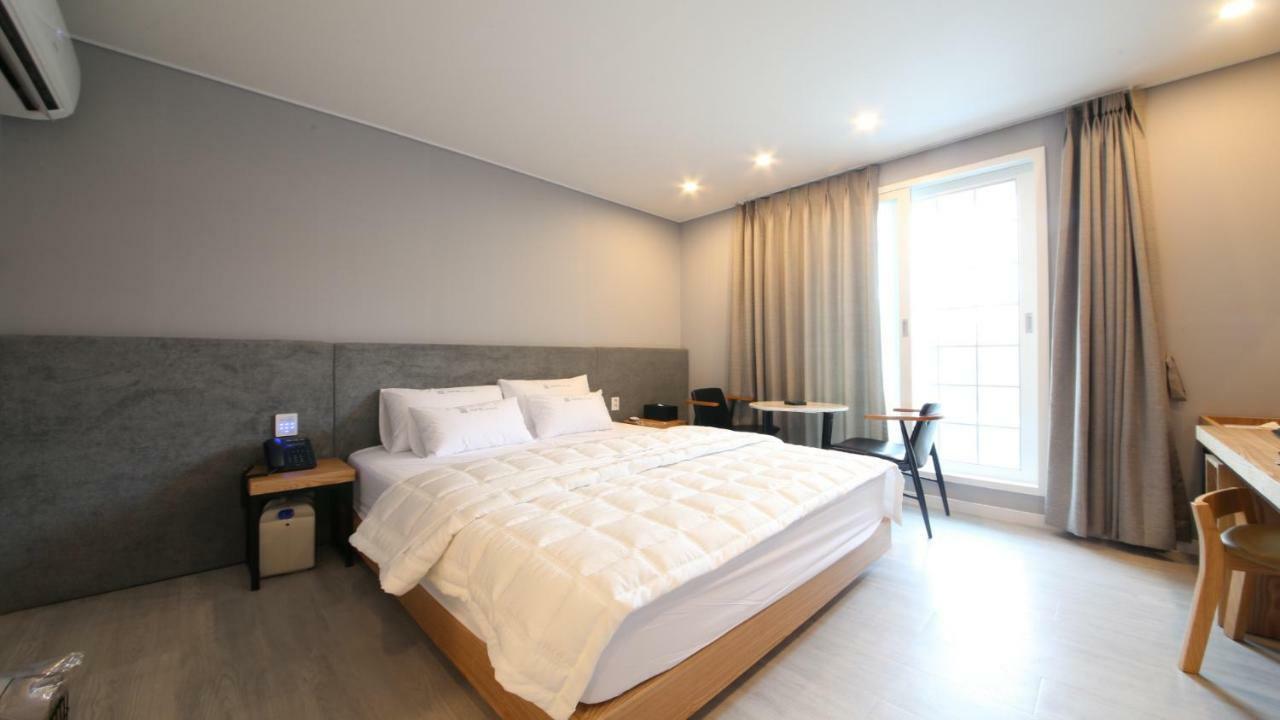 Hotel Palace Πόχανγκ Εξωτερικό φωτογραφία