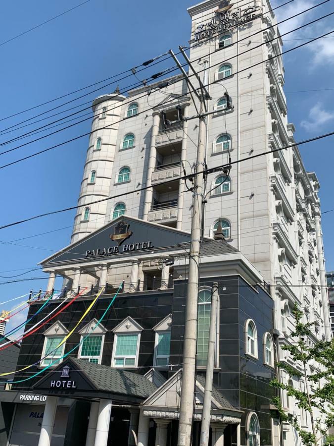 Hotel Palace Πόχανγκ Εξωτερικό φωτογραφία