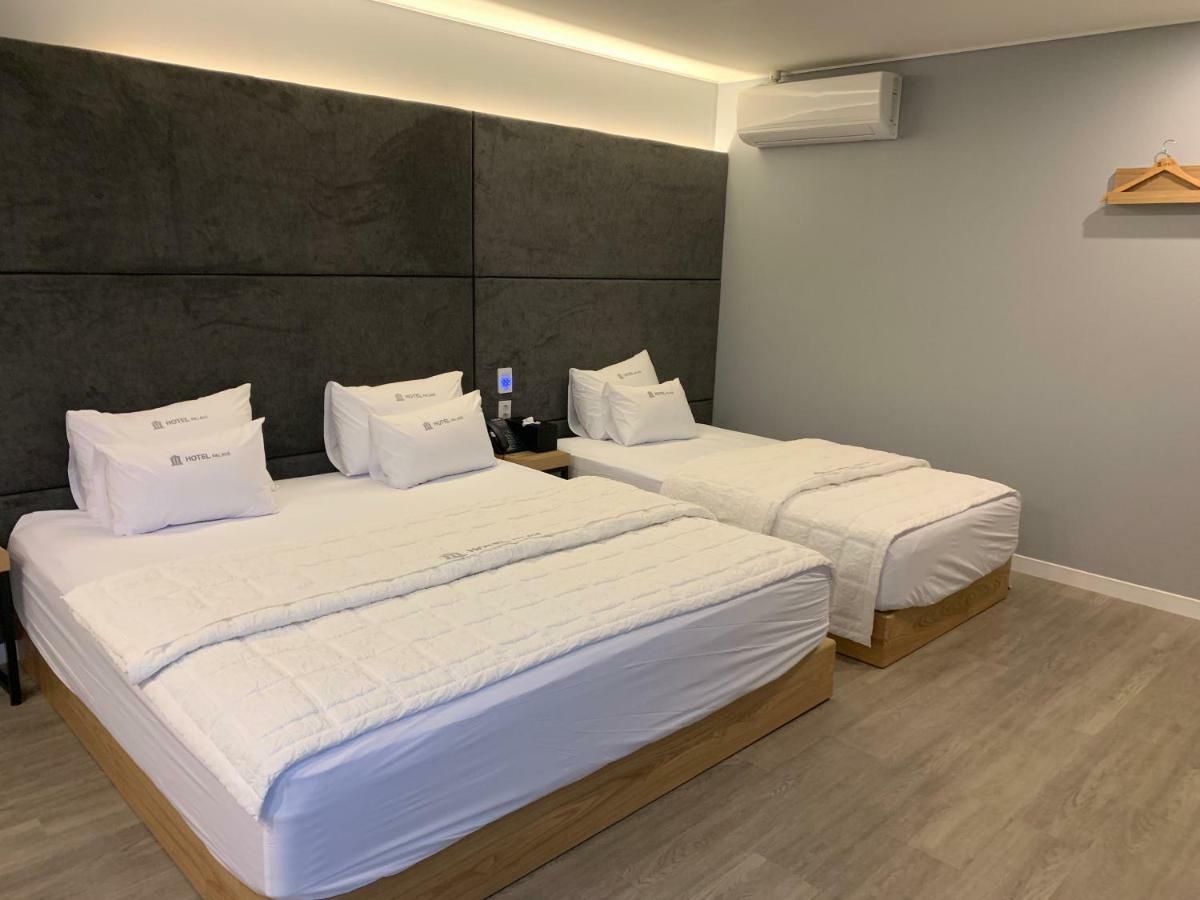 Hotel Palace Πόχανγκ Εξωτερικό φωτογραφία